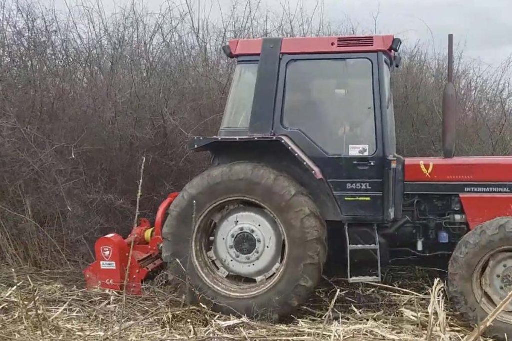 Tarupiranje i krčenje šiblja - Bio Plant Age - Radovi na zašt